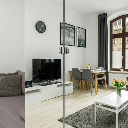 Old Town Studio Swiety Wojciech Street - Poznan By Noclegi Renters Ngoại thất bức ảnh