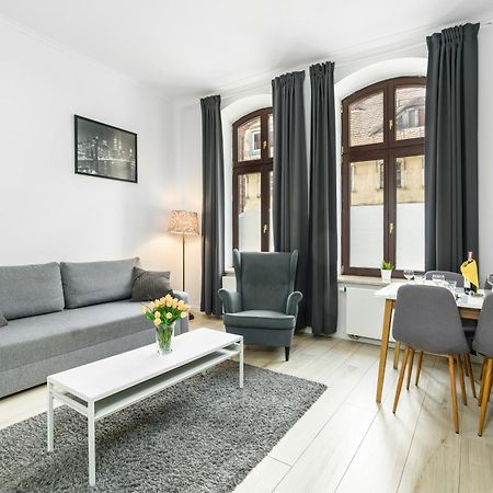Old Town Studio Swiety Wojciech Street - Poznan By Noclegi Renters Ngoại thất bức ảnh